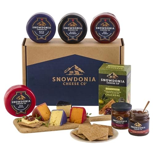 Snowdonia Cheese Company | Cheese, Chutney and Cracker Gift Box | 4 Luxury Welsh Cheeses, 2 Artisan Chutneys and Wholemeal & Extra Virgin Olive Oil Crackers